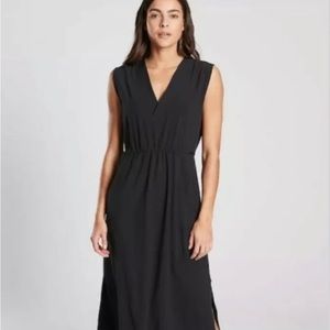 Athleta Size medium Marlow Maxi Dress.